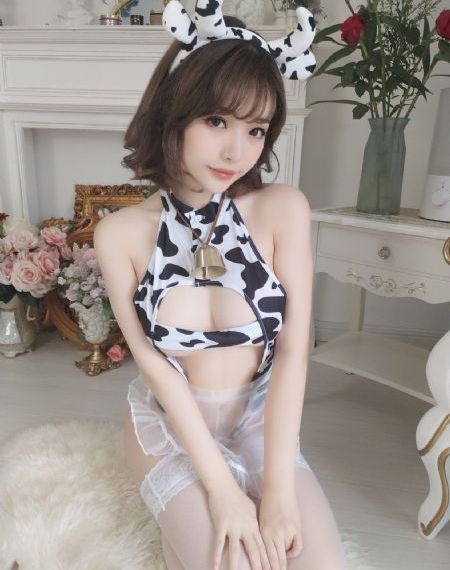 六个瑞士姑娘在阿尔卑斯山的电影_BD免费电视剧