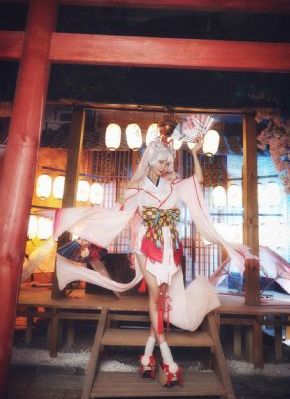 艳后ii之性传奇在线观看_完整版电影在线观看